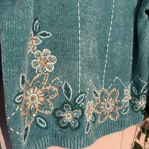Alfred Dunner Turquoise Floral Knit Sweater - Picture 3 of 4